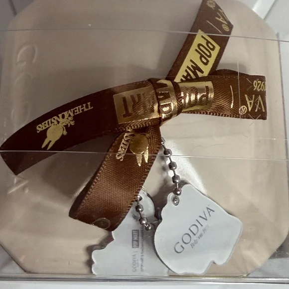 Godiva x Pop Mart Labubu Collab Limited Edition Gift Tin Dark Chocolate New